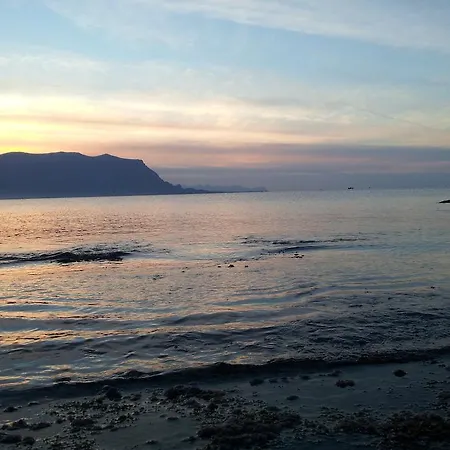 Laura Isola delle Femmine