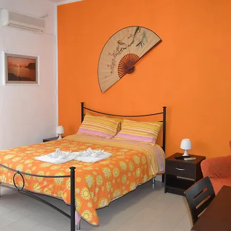 Laura Apartament *